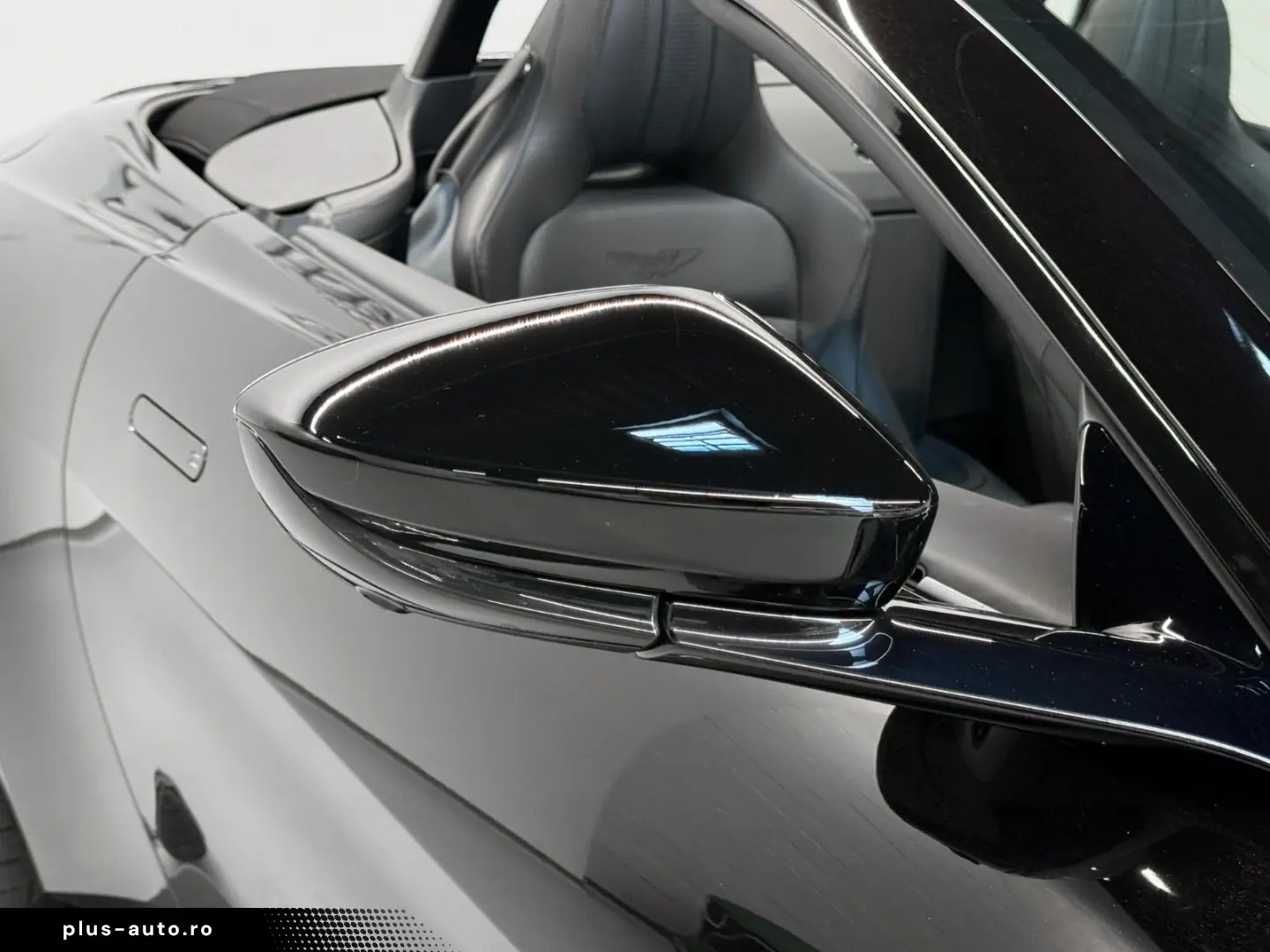 ASTON MARTIN Roadster