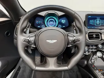 ASTON MARTIN Roadster