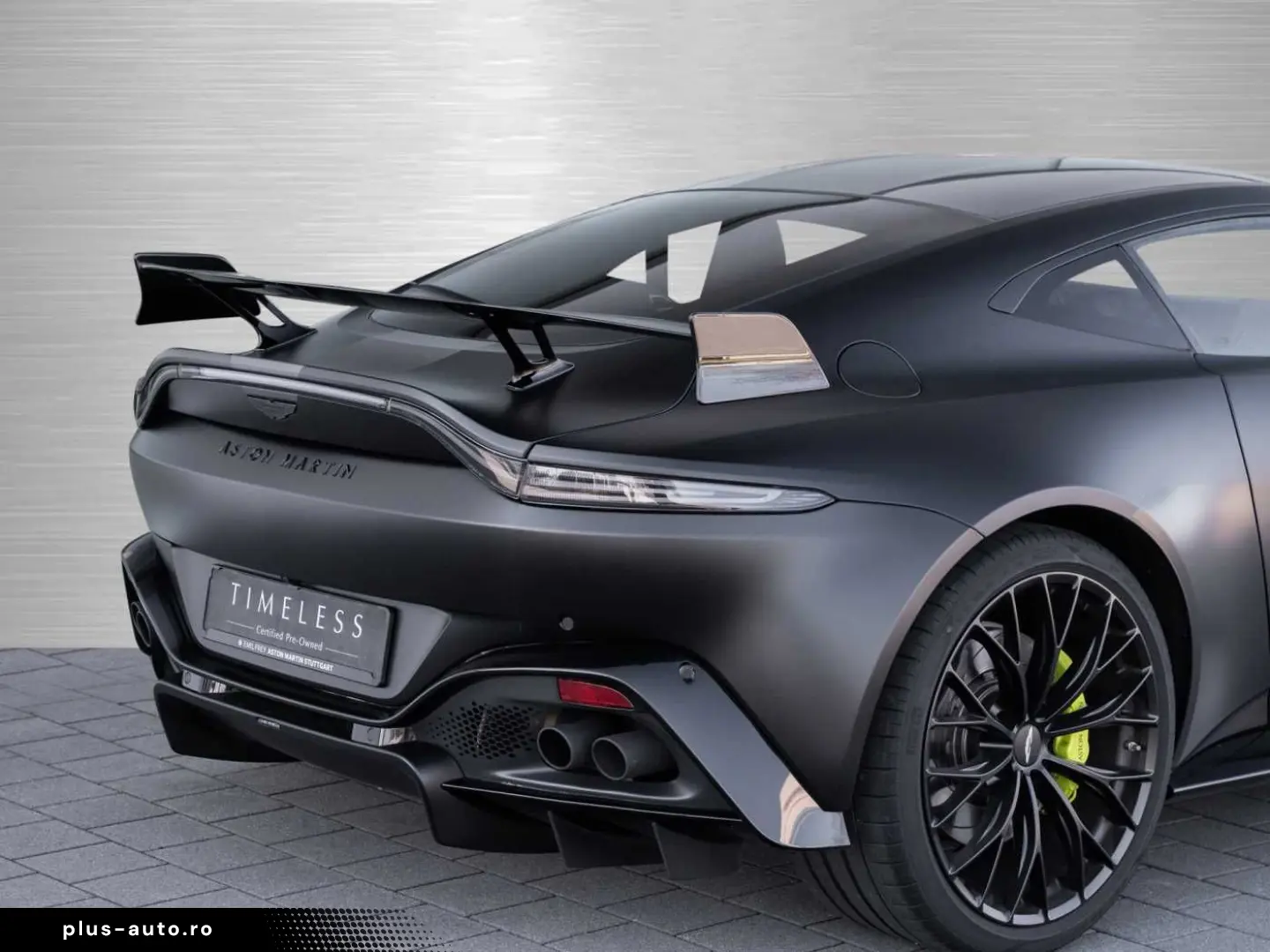 ASTON MARTIN V8 Vantage F1 Edition Carbon