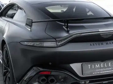 ASTON MARTIN V8 Vantage F1 Edition Carbon