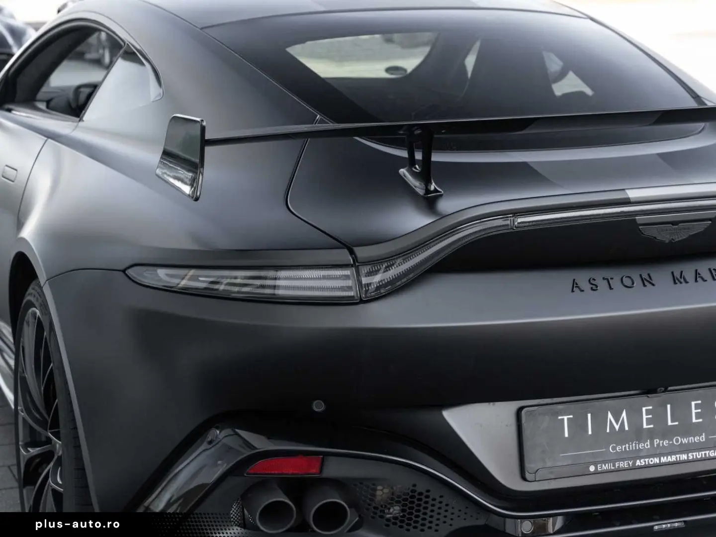 ASTON MARTIN V8 Vantage F1 Edition Carbon