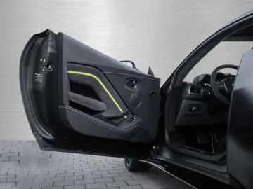 ASTON MARTIN V8 Vantage F1 Edition Carbon