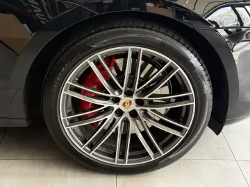 PORSCHE Macan GTS PANO STANDHEIZUNG S-Lüftung