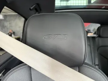 PORSCHE Macan GTS PANO STANDHEIZUNG S-Lüftung