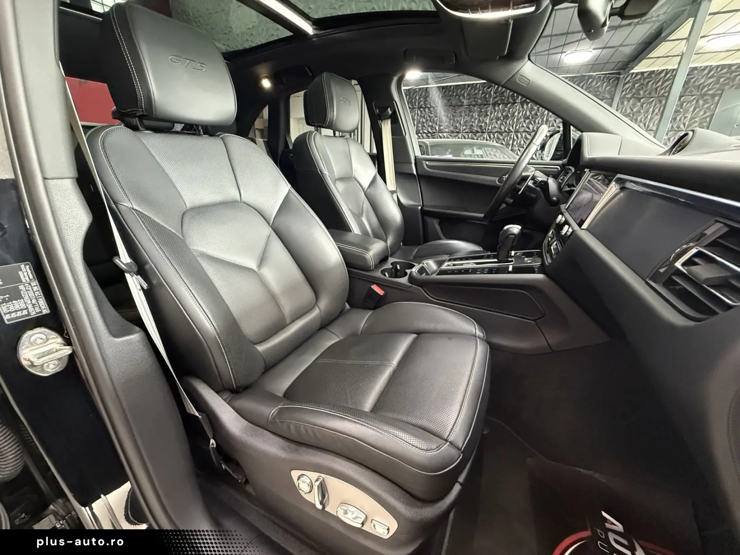 PORSCHE Macan GTS PANO STANDHEIZUNG S-Lüftung