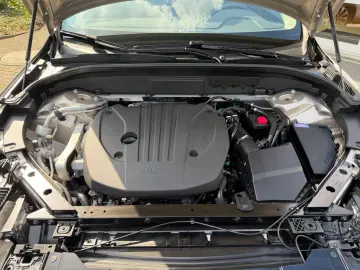 VOLVO XC60 B5 AWD Plus Dark