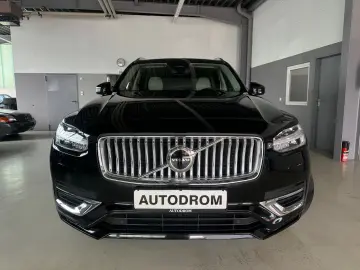VOLVO XC90 Plus Bright AWD B5 7-Sitzer HarmanKardon