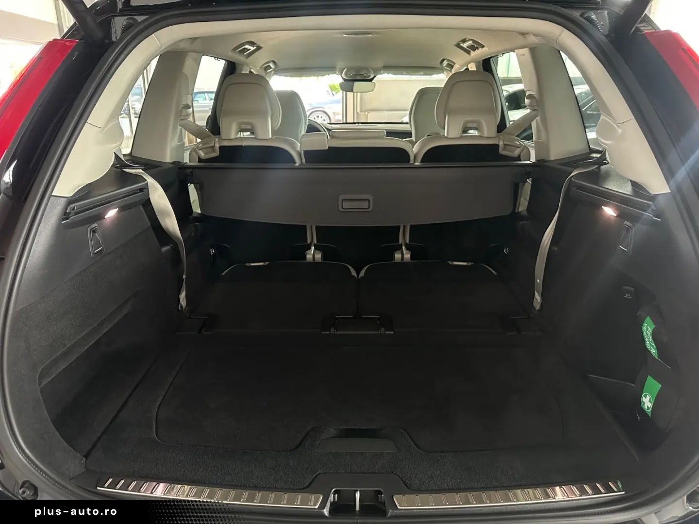 VOLVO XC90 Plus Bright AWD B5 7-Sitzer HarmanKardon
