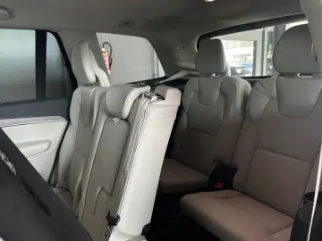 VOLVO XC90 Plus Bright AWD B5 7-Sitzer HarmanKardon