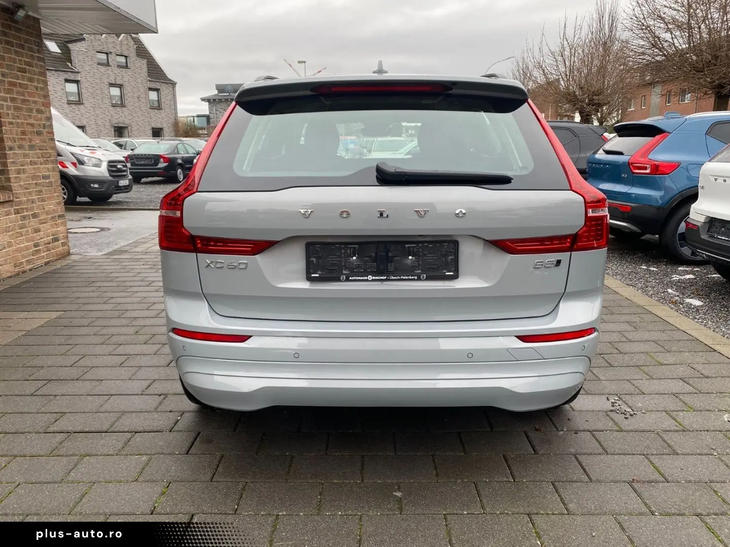 VOLVO XC60 B5 Core MHEV AWD HarmanKardon Memory Sitze