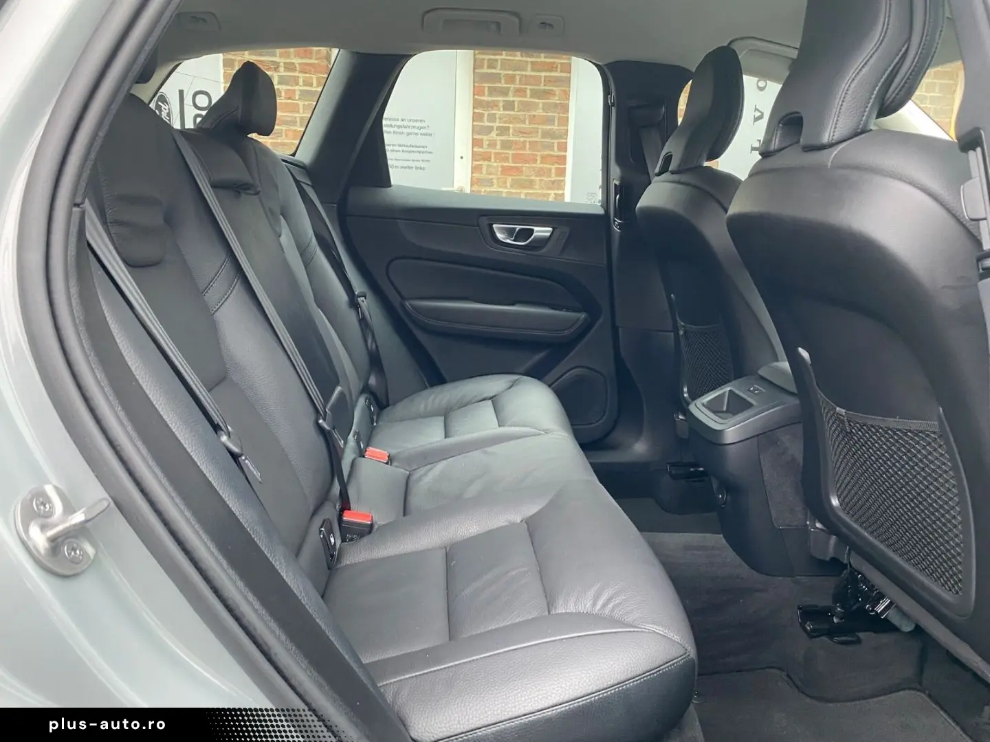 VOLVO XC60 B5 Core MHEV AWD HarmanKardon Memory Sitze
