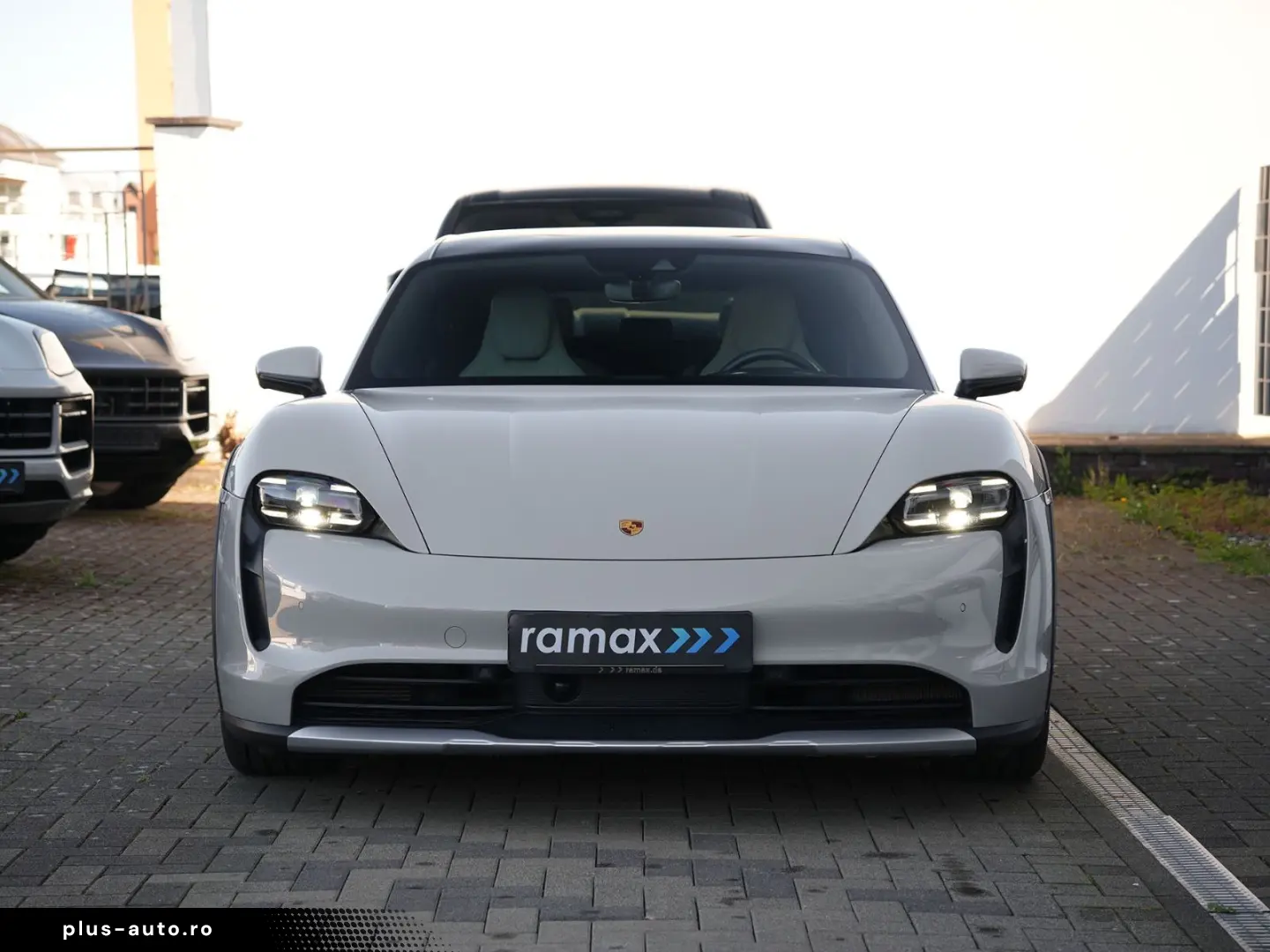 PORSCHE Taycan 4 CrossTurismo LEDER KREIDE-ACC-PANO