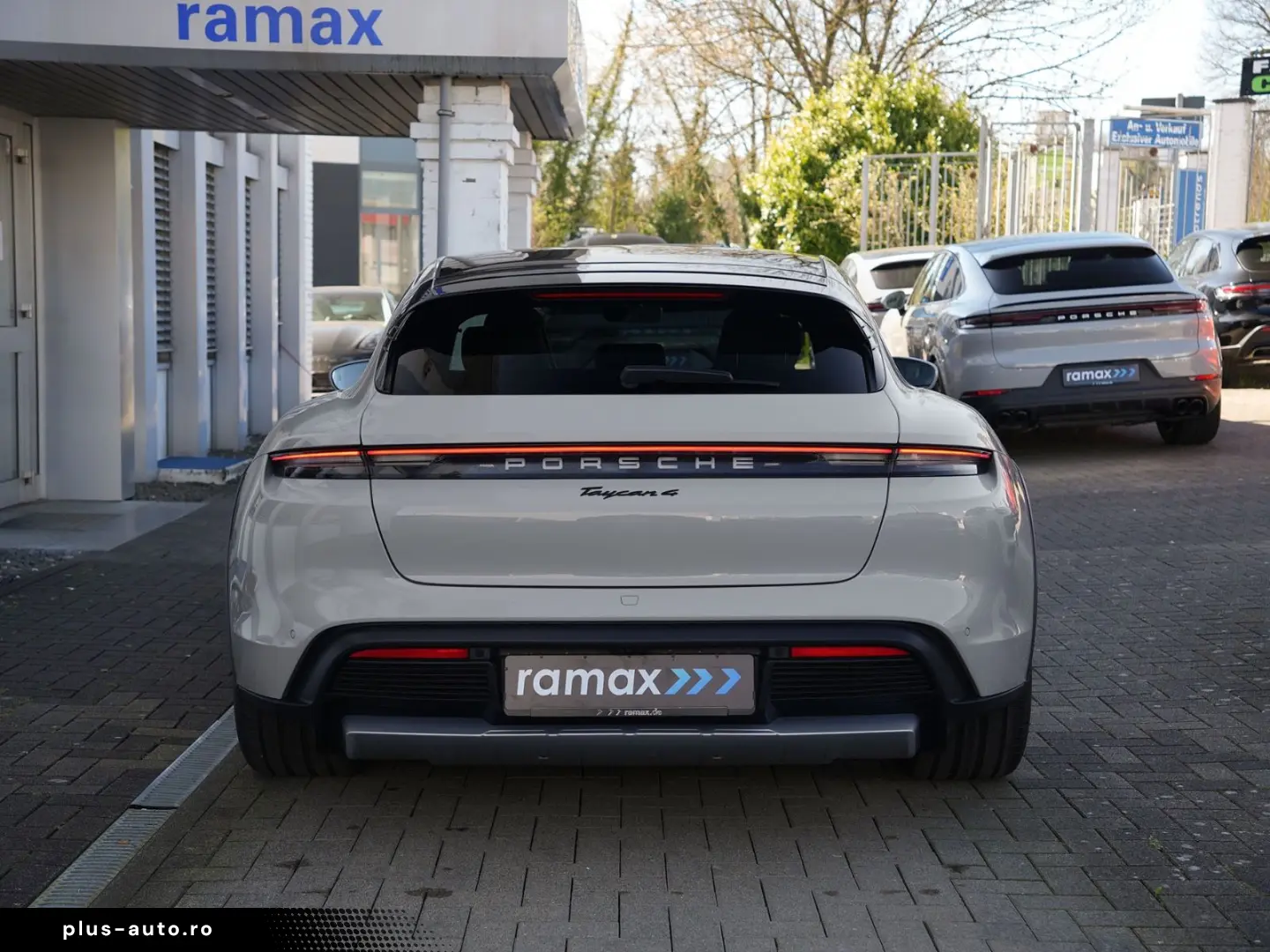 PORSCHE Taycan 4 CrossTurismo LEDER KREIDE-ACC-PANO