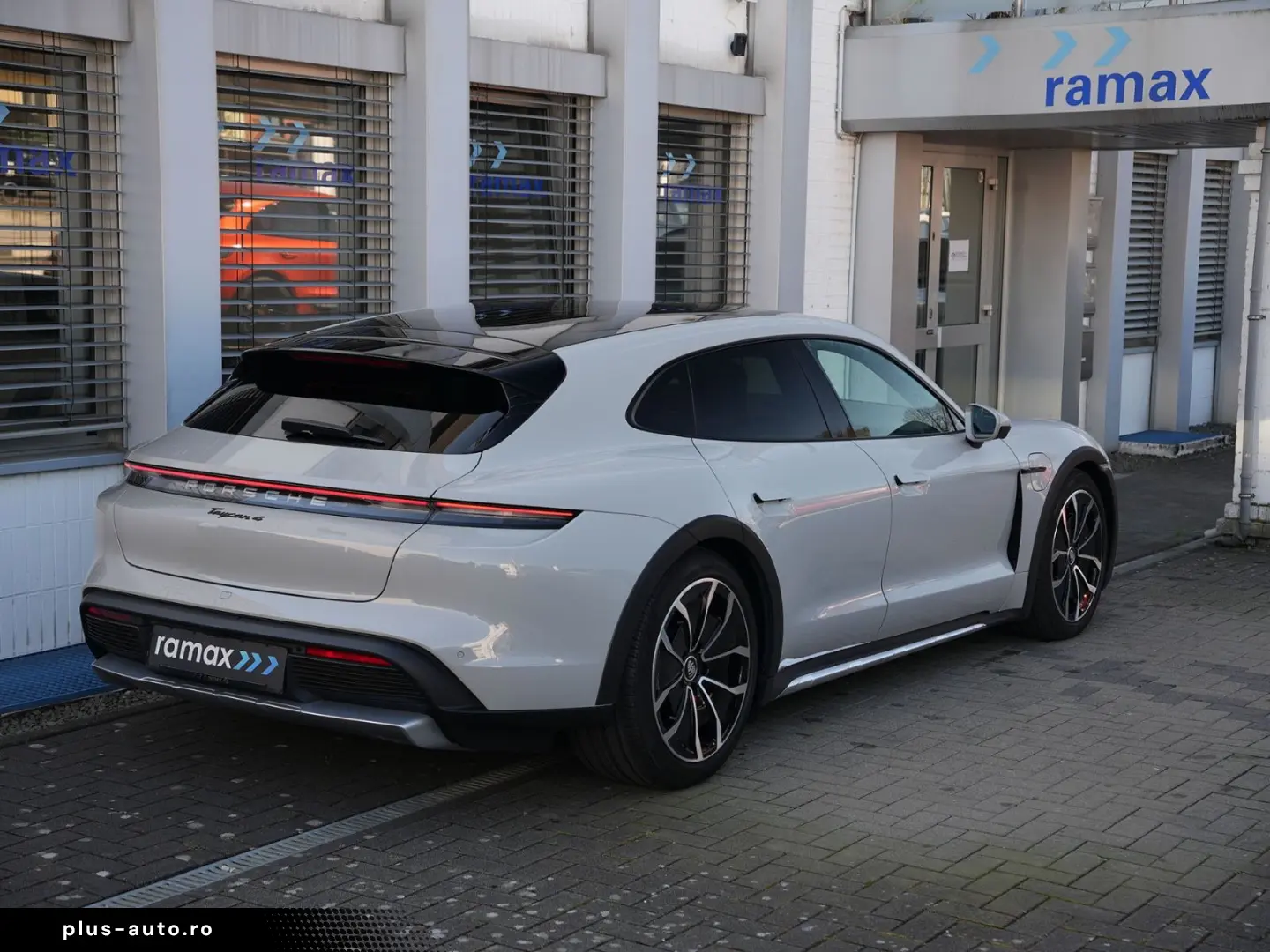PORSCHE Taycan 4 CrossTurismo LEDER KREIDE-ACC-PANO
