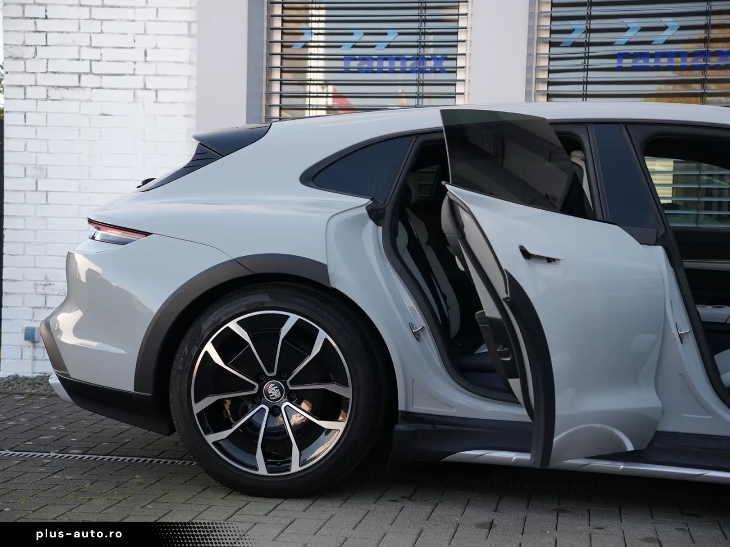 PORSCHE Taycan 4 CrossTurismo LEDER KREIDE-ACC-PANO