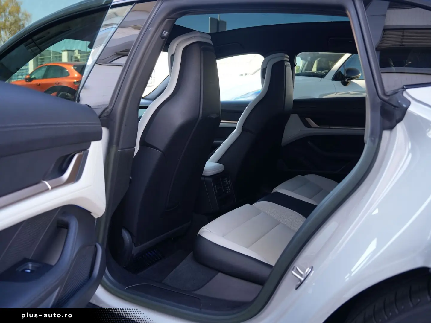 PORSCHE Taycan 4 CrossTurismo LEDER KREIDE-ACC-PANO