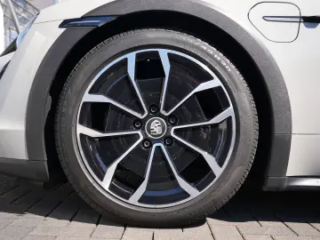 PORSCHE Taycan 4 CrossTurismo LEDER KREIDE-ACC-PANO