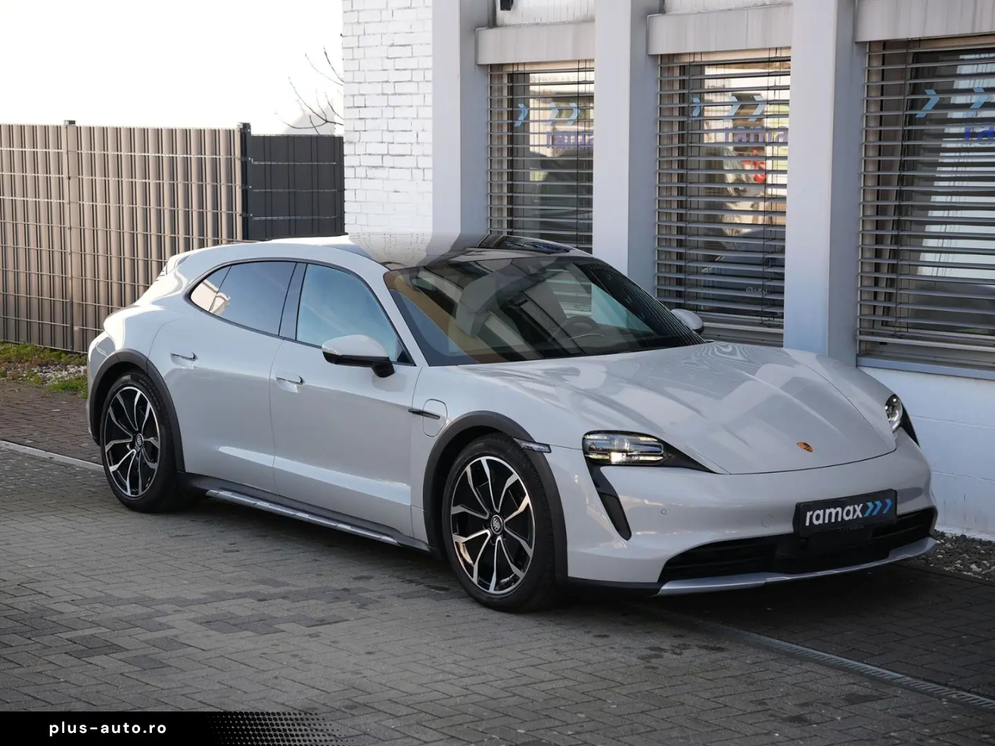 PORSCHE Taycan 4 CrossTurismo LEDER KREIDE-ACC-PANO