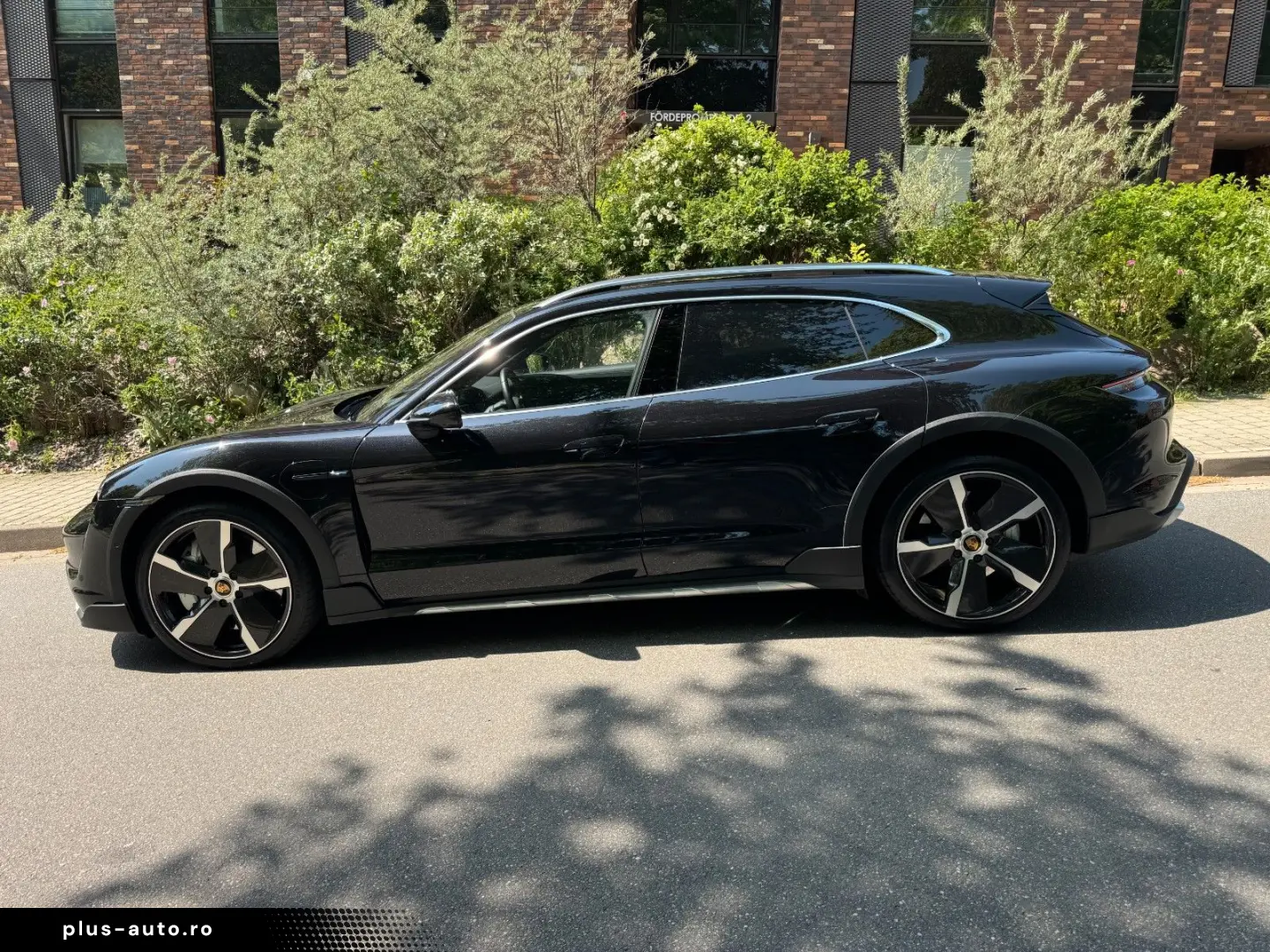 PORSCHE Taycan Cross Turismo Turbo PANO BOSE HUD 21  ACC