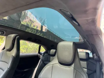 PORSCHE Taycan Cross Turismo Turbo PANO BOSE HUD 21  ACC