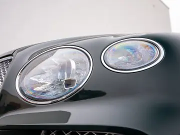 BENTLEY Bentayga V8 First Edition