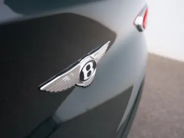 BENTLEY Bentayga V8 First Edition