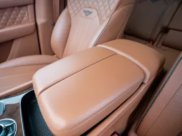 BENTLEY Bentayga V8 First Edition
