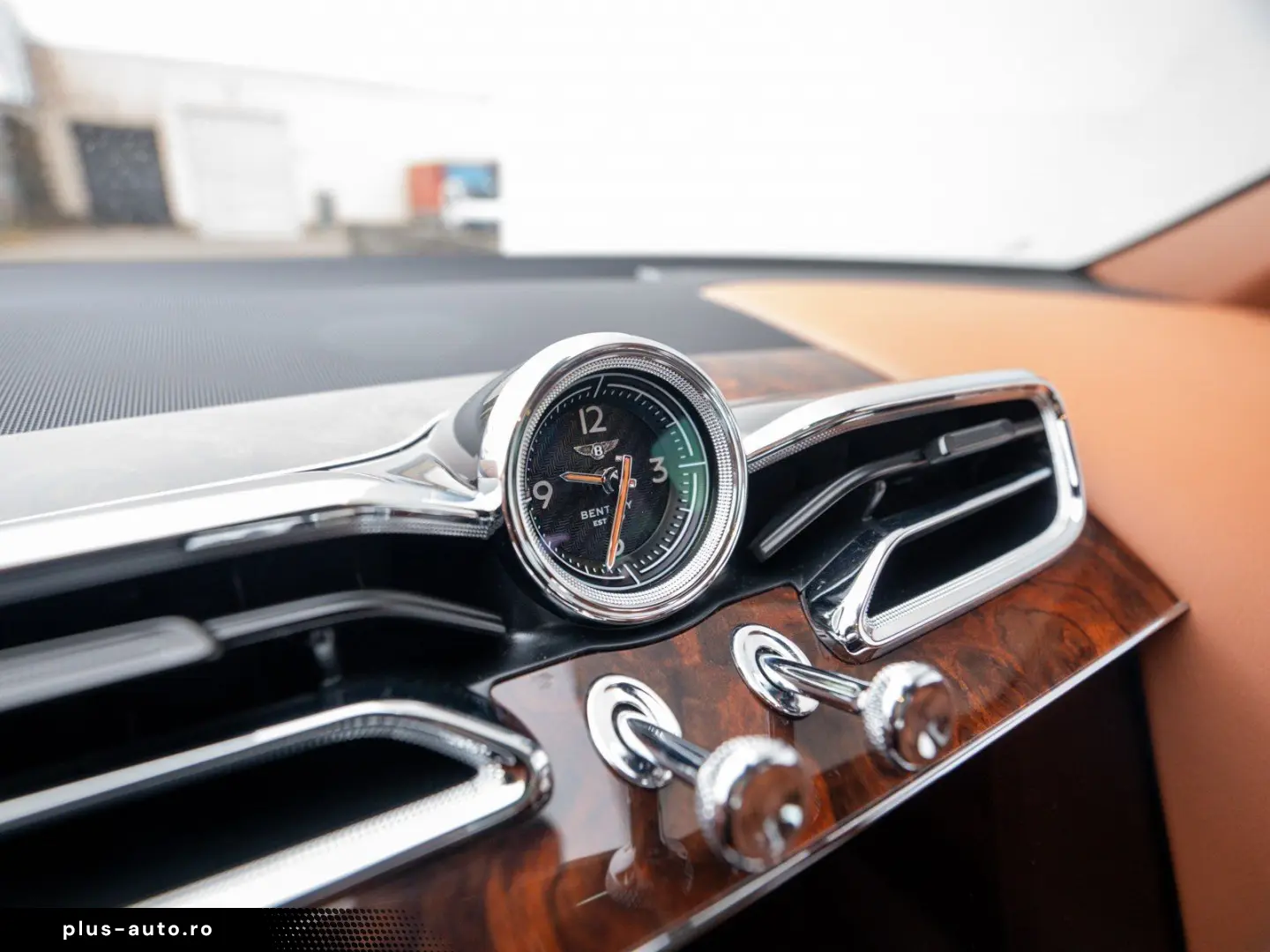 BENTLEY Bentayga V8 First Edition