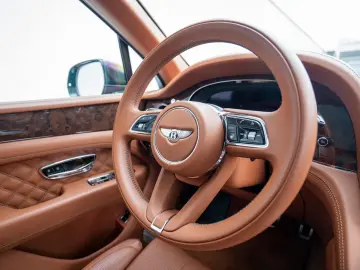 BENTLEY Bentayga V8 First Edition