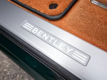 BENTLEY Bentayga V8 First Edition