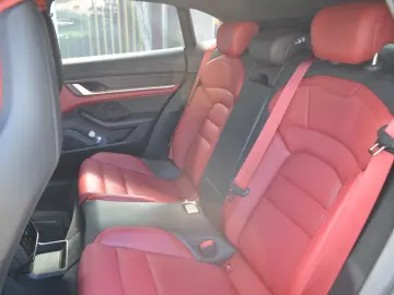 PORSCHE Taycan Cross Turismo Turbo S