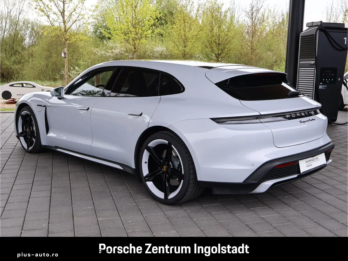 PORSCHE Taycan Turbo Sport Turismo SpoartChrono 4 1 Sitz