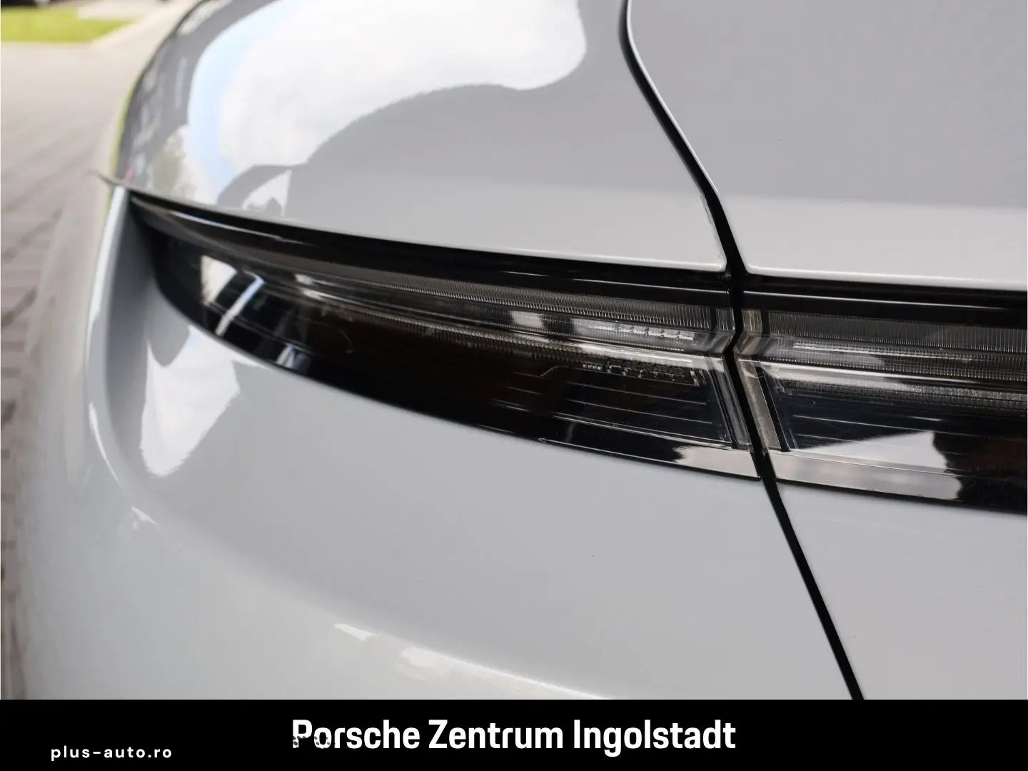 PORSCHE Taycan Turbo Sport Turismo SpoartChrono 4 1 Sitz