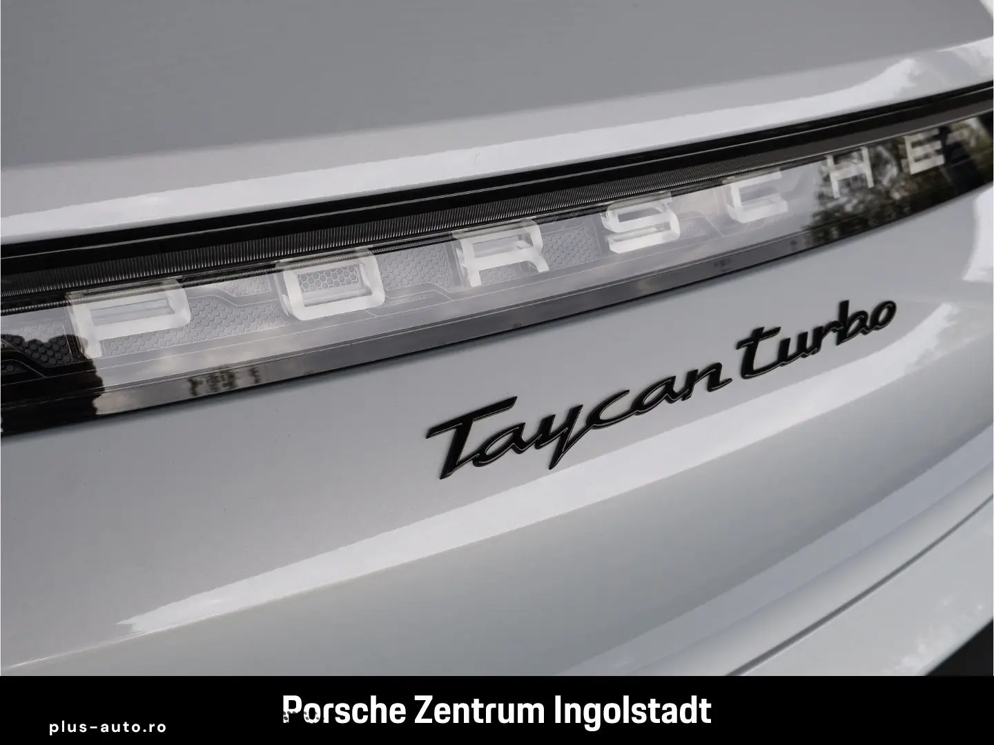 PORSCHE Taycan Turbo Sport Turismo SpoartChrono 4 1 Sitz