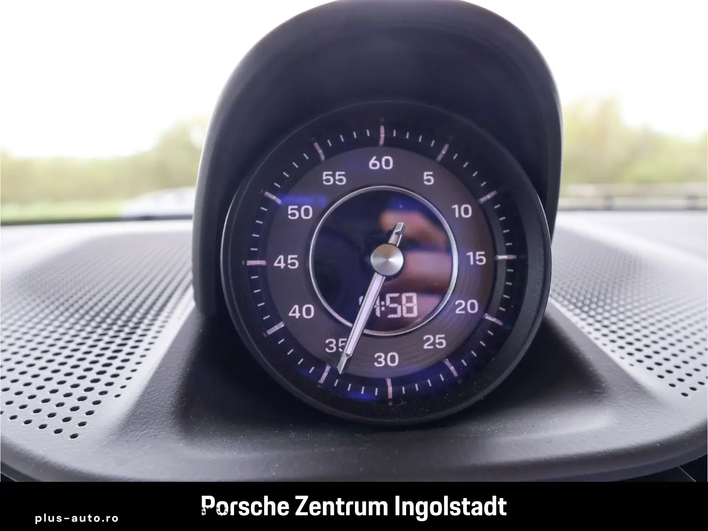 PORSCHE Taycan Turbo Sport Turismo SpoartChrono 4 1 Sitz