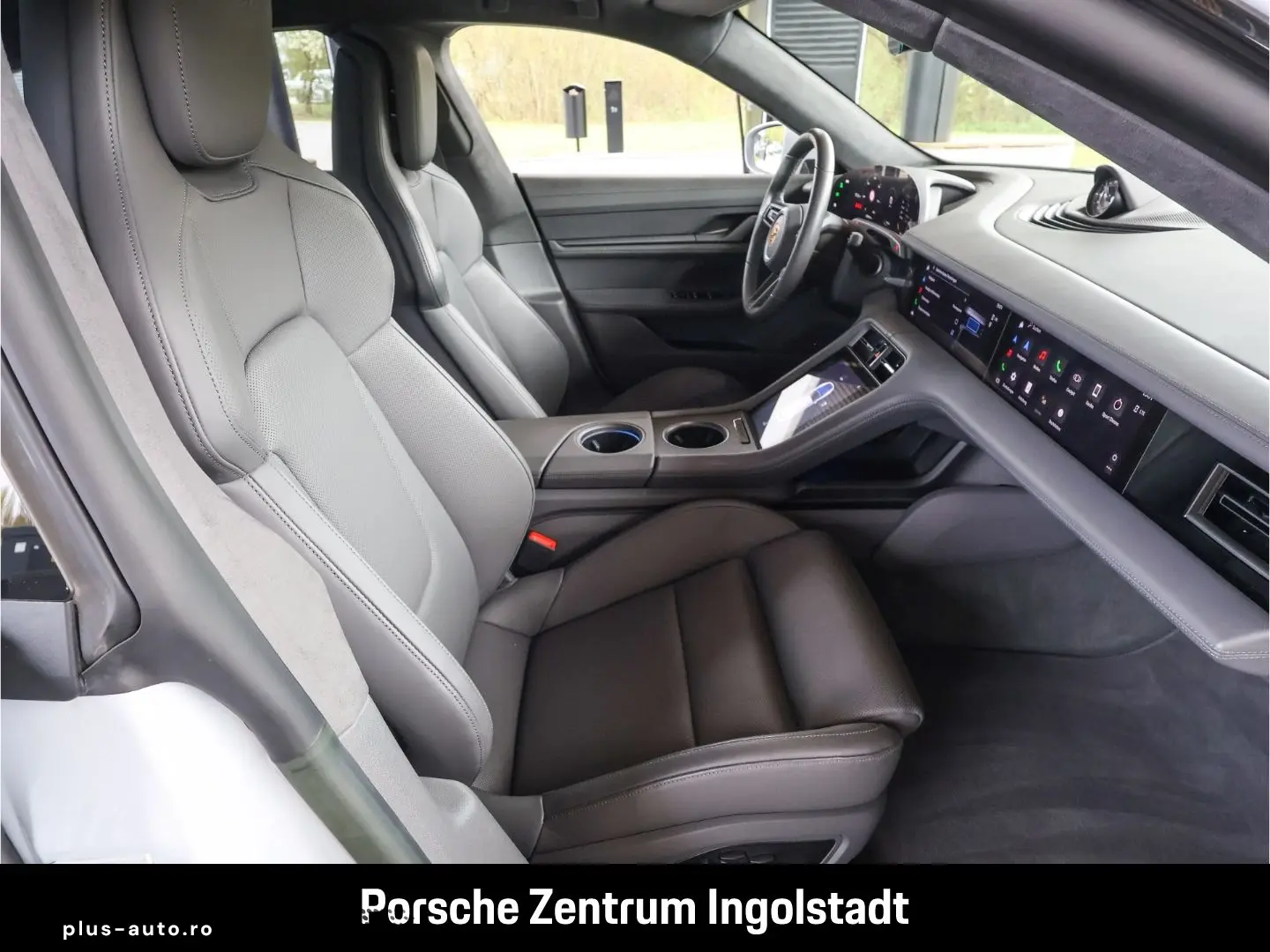 PORSCHE Taycan Turbo Sport Turismo SpoartChrono 4 1 Sitz