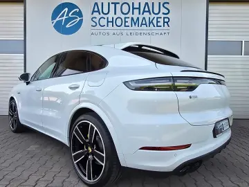 PORSCHE Cayenne Coupe E-Hybrid Platinum Edition