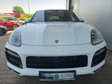 PORSCHE Cayenne Coupe E-Hybrid Platinum Edition