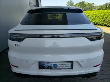 PORSCHE Cayenne Coupe E-Hybrid Platinum Edition