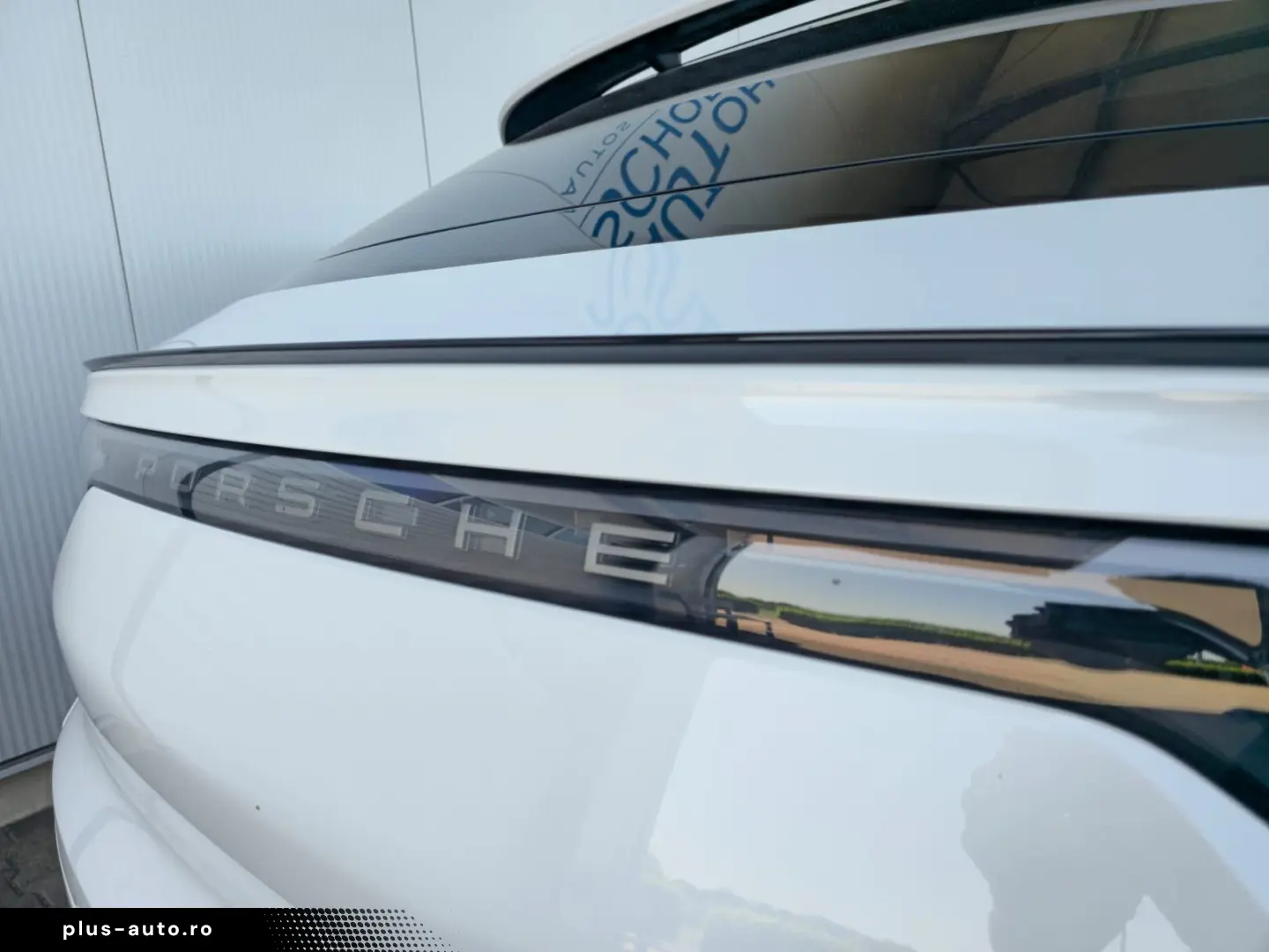 PORSCHE Cayenne Coupe E-Hybrid Platinum Edition