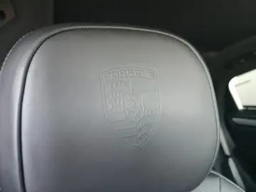 PORSCHE Cayenne Coupe E-Hybrid Platinum Edition
