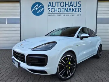 PORSCHE Cayenne Coupe E-Hybrid Platinum Edition