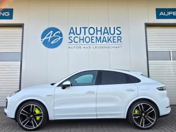 PORSCHE Cayenne Coupe E-Hybrid Platinum Edition