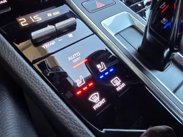 PORSCHE Cayenne Coupe E-Hybrid Platinum Edition