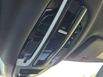 PORSCHE Cayenne Coupe E-Hybrid Platinum Edition