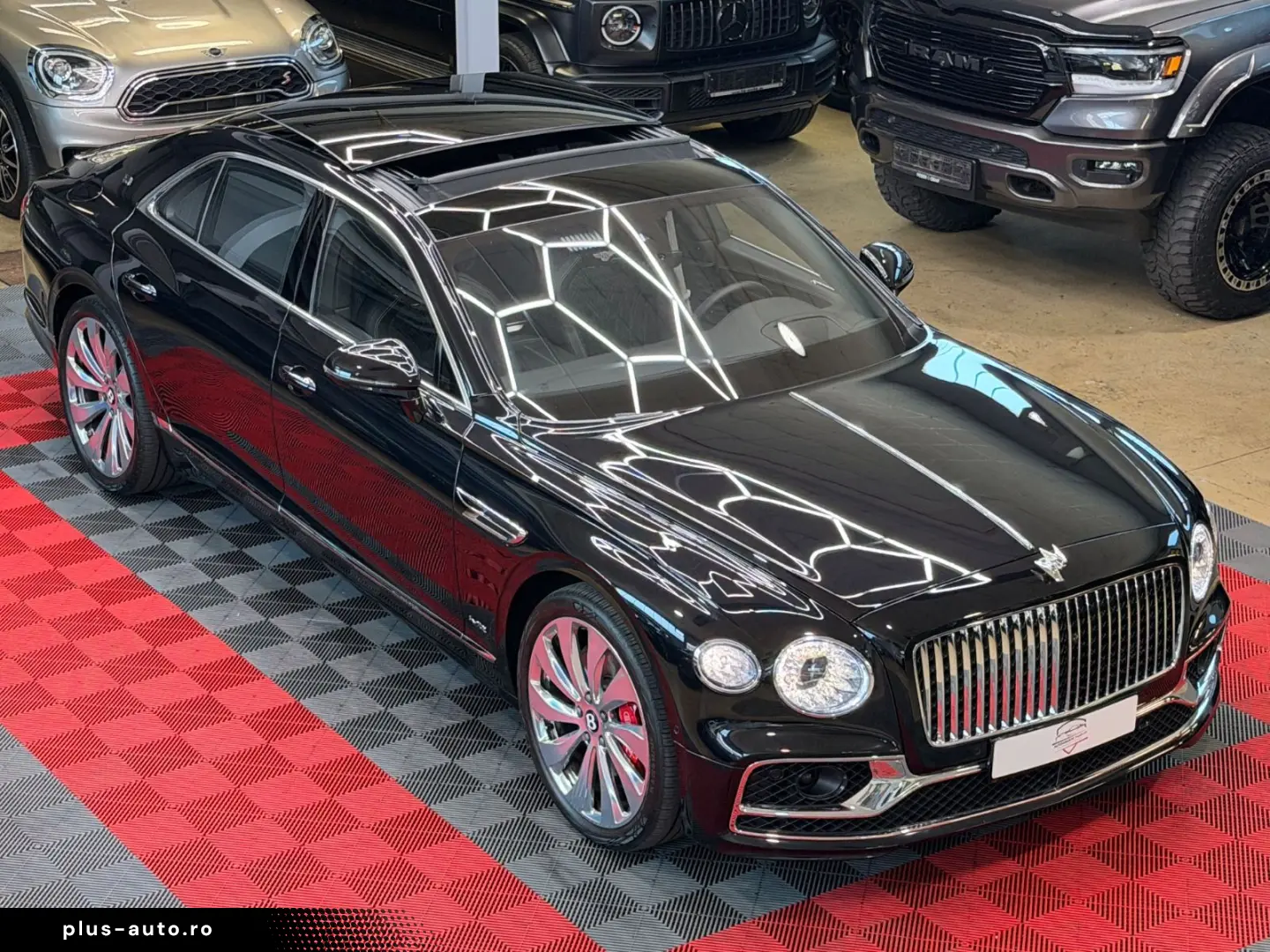 BENTLEY Flying Spur 6.0 W12 Mulliner First Edition Pano