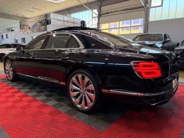 BENTLEY Flying Spur 6.0 W12 Mulliner First Edition Pano