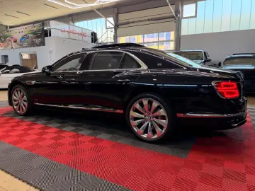 BENTLEY Flying Spur 6.0 W12 Mulliner First Edition Pano
