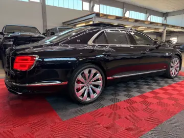 BENTLEY Flying Spur 6.0 W12 Mulliner First Edition Pano