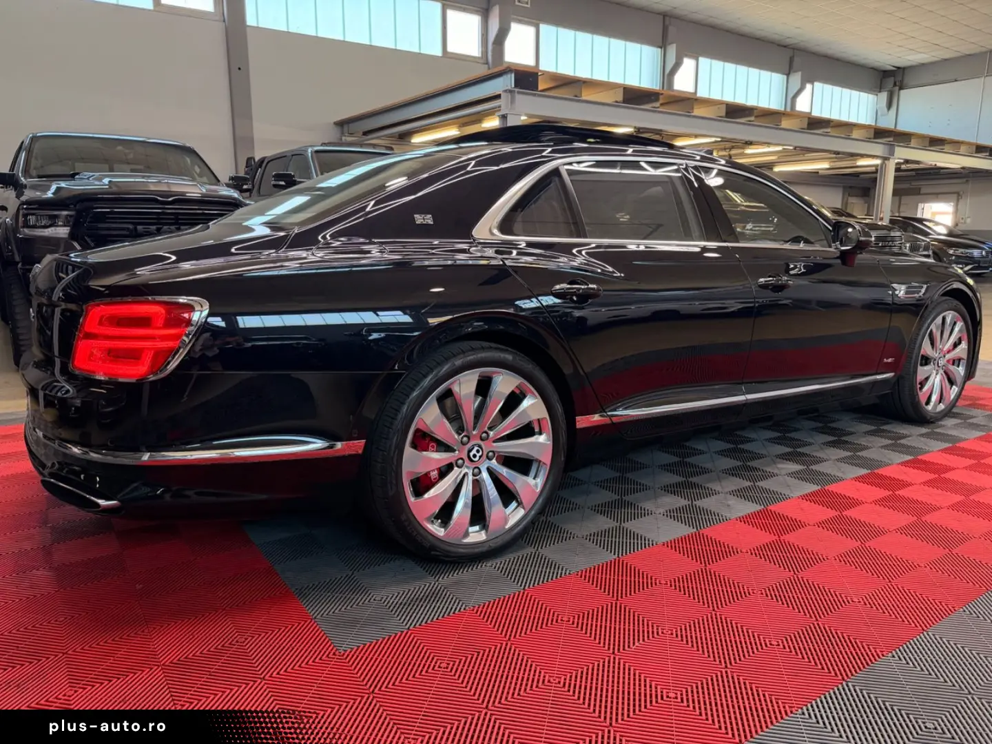 BENTLEY Flying Spur 6.0 W12 Mulliner First Edition Pano